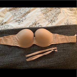 Victoria’s Secret Nude Strapless Bra 32DD
